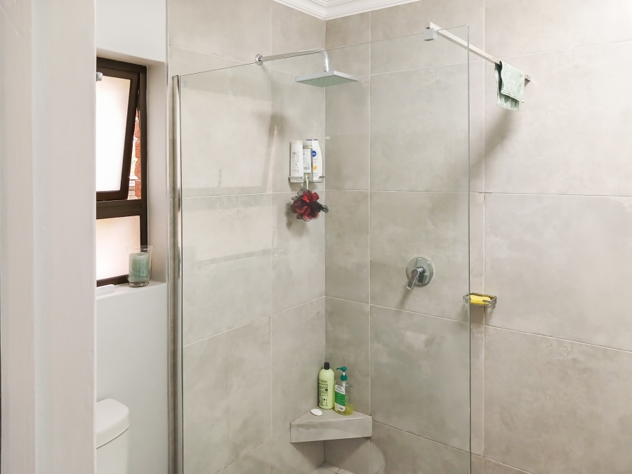 3 Bedroom Property for Sale in Brenton On Lake Western Cape